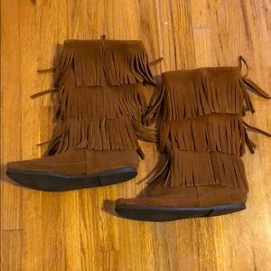 *New* Minnetonka 3layer fringe boots